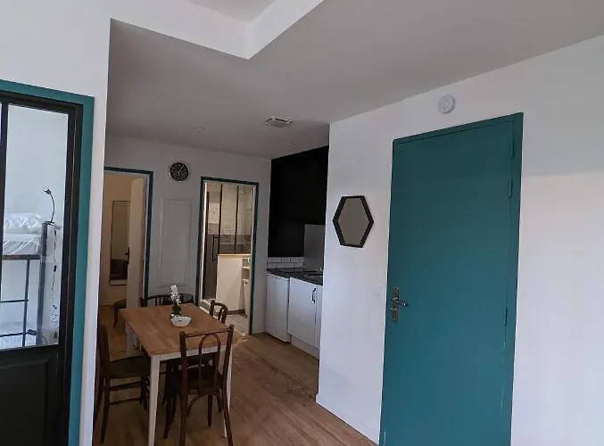 Apartment T2 Bis Proche Gare Et Centre - Parking Proche Lourdes