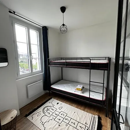 T2 Bis Proche Gare Et Centre - Parking Proche Apartment