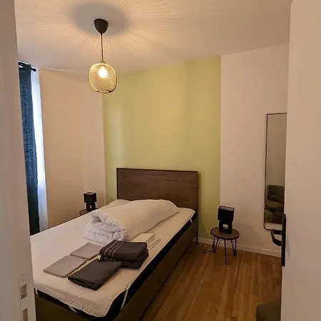 T2 Bis Proche Gare Et Centre - Parking Proche Apartmán Lurdy