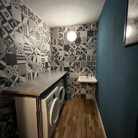 Apartman T2 Bis Proche Gare Et Centre - Parking Proche Lourdes