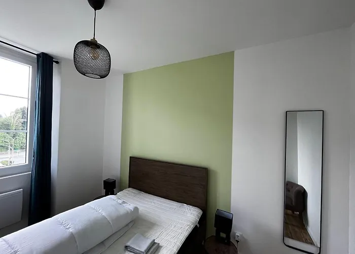 T2 Bis Proche Gare Et Centre - Parking Proche *