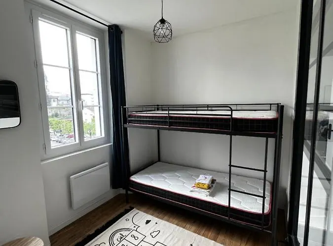 T2 Bis Proche Gare Et Centre - Parking Proche Apartman